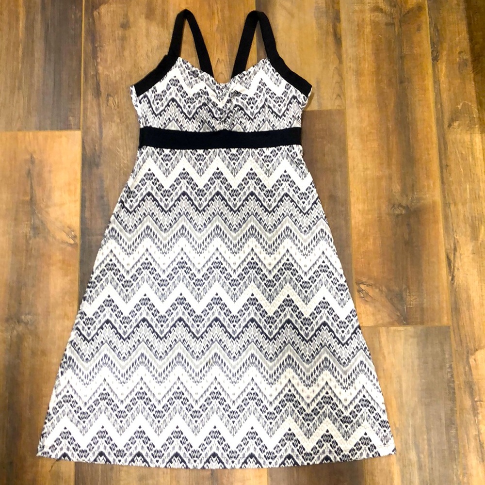 Prana lady’s summer sun dress sz small
